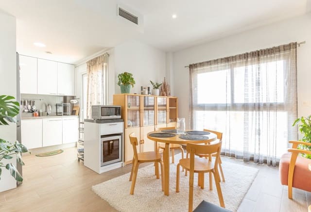2 soverom Leilighet til salgs i Nueva Torrevieja, Torrevieja med svømmebasseng - € 197 000 (Ref: 9984108)