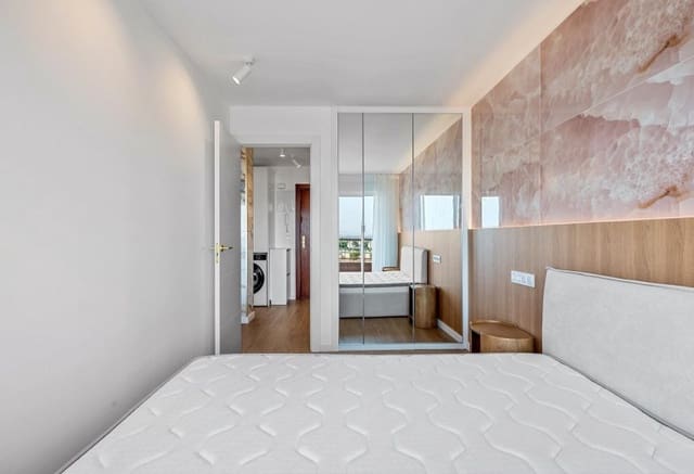 2 slaapkamer Penthouse te koop in Punta Prima, Torrevieja met zwembad - € 225.000 (Ref: 9984351)