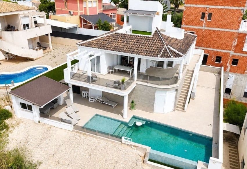 4 chambre Villa/Maison à vendre à Ciudad Quesada avec piscine - 925 000 € (Ref: 9984352)