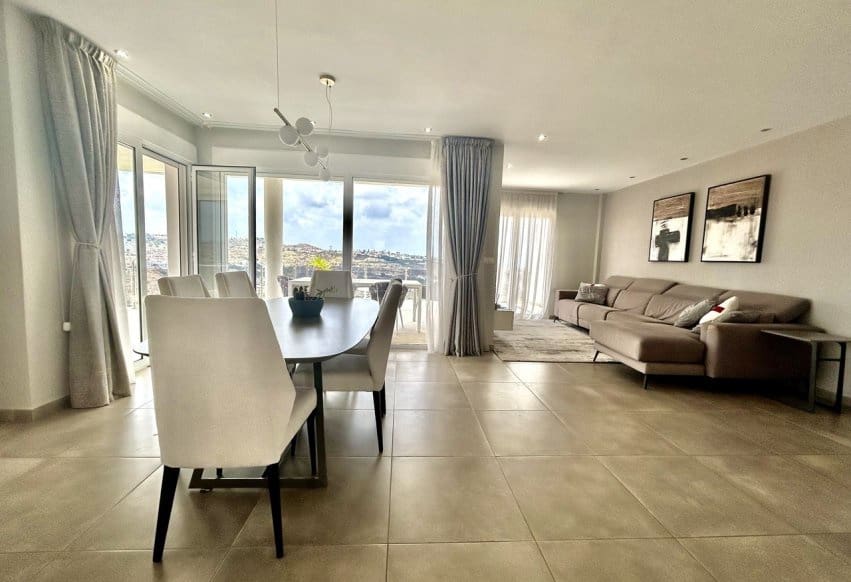 4 chambre Villa/Maison à vendre à Ciudad Quesada avec piscine - 925 000 € (Ref: 9984352)