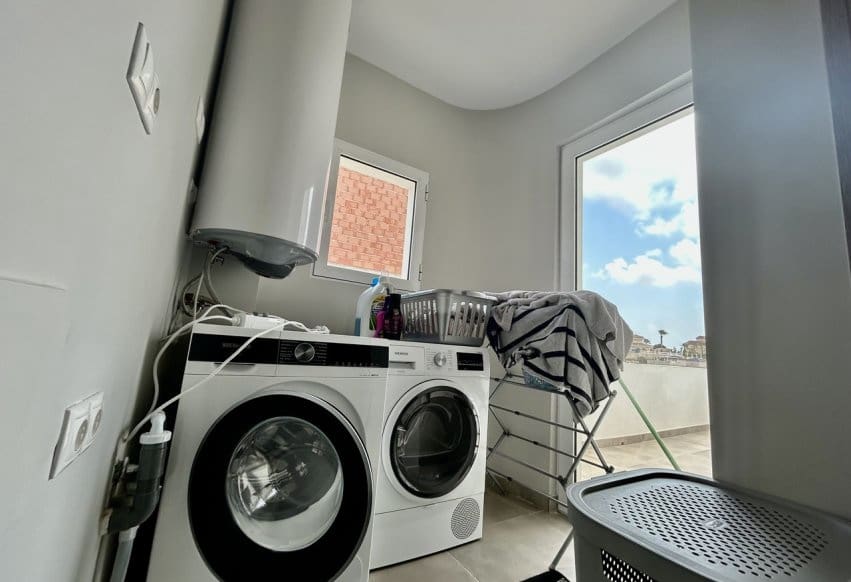 4 chambre Villa/Maison à vendre à Ciudad Quesada avec piscine - 925 000 € (Ref: 9984352)