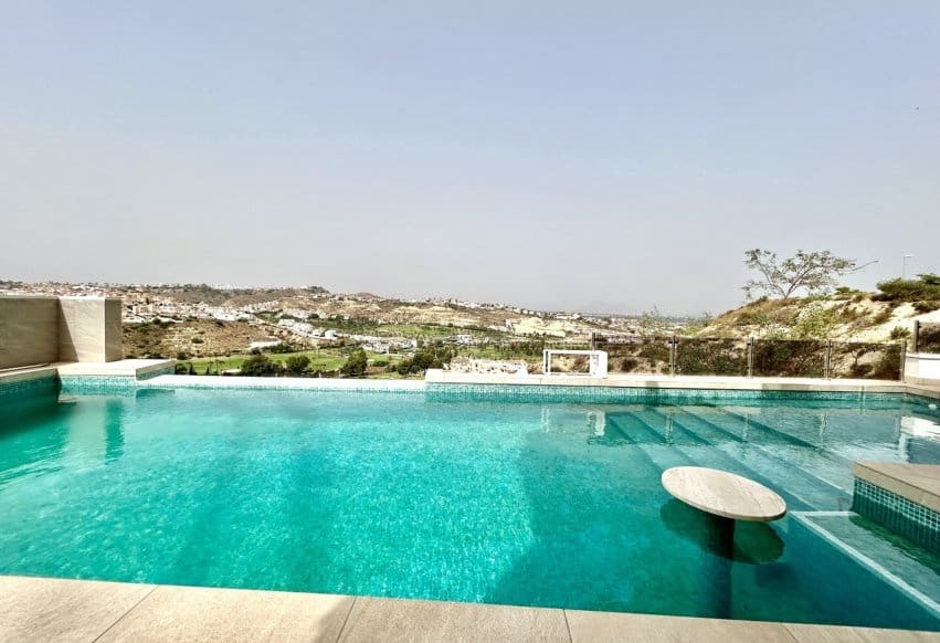 4 chambre Villa/Maison à vendre à Ciudad Quesada avec piscine - 925 000 € (Ref: 9984352)