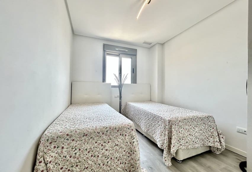 2 sovrum Takvåning till salu i Los Dolses med pool - 299 000 € (Ref: 9984353)