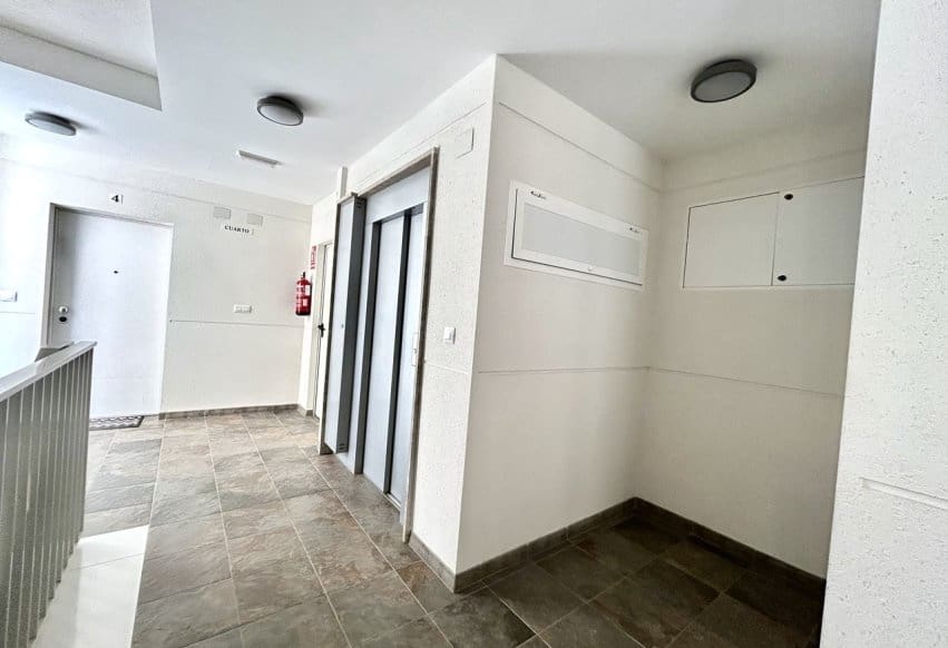 2 sovrum Takvåning till salu i Los Dolses med pool - 299 000 € (Ref: 9984353)