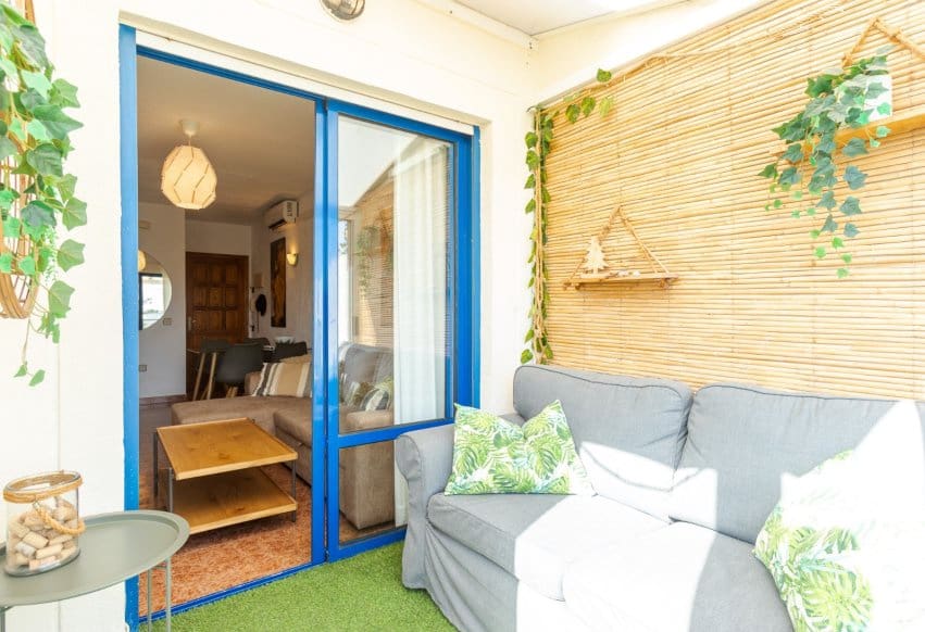 2 soveværelse Lejlighed til salg i Torrevieja - € 145.000 (Ref: 9984365)