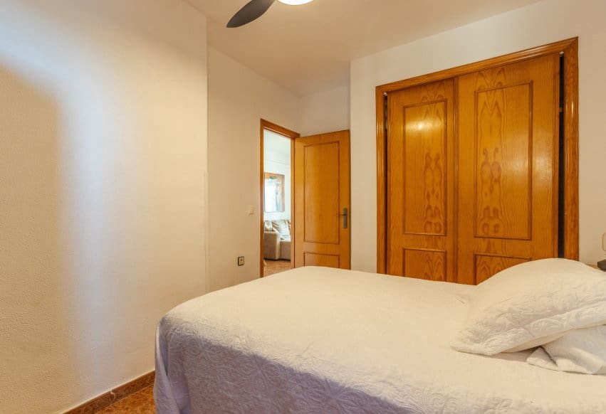2 soveværelse Lejlighed til salg i Torrevieja - € 145.000 (Ref: 9984365)