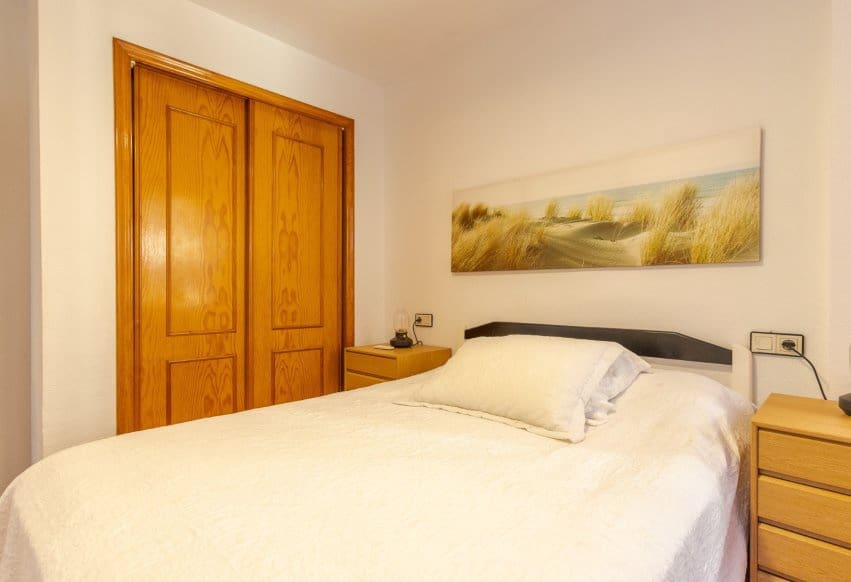 2 soveværelse Lejlighed til salg i Torrevieja - € 145.000 (Ref: 9984365)