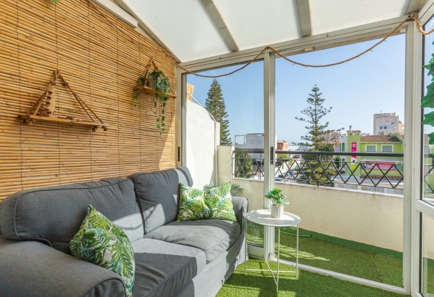 2 soveværelse Lejlighed til salg i Torrevieja - € 145.000 (Ref: 9984365)