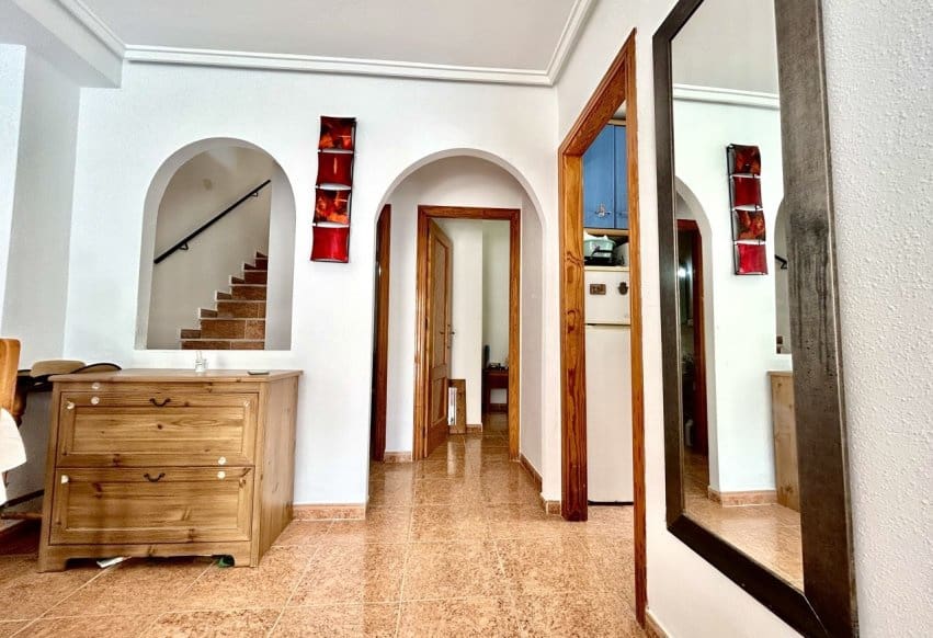 3 chambre Maison de Ville à vendre à Torrevieja avec piscine - 209 000 € (Ref: 9986353)