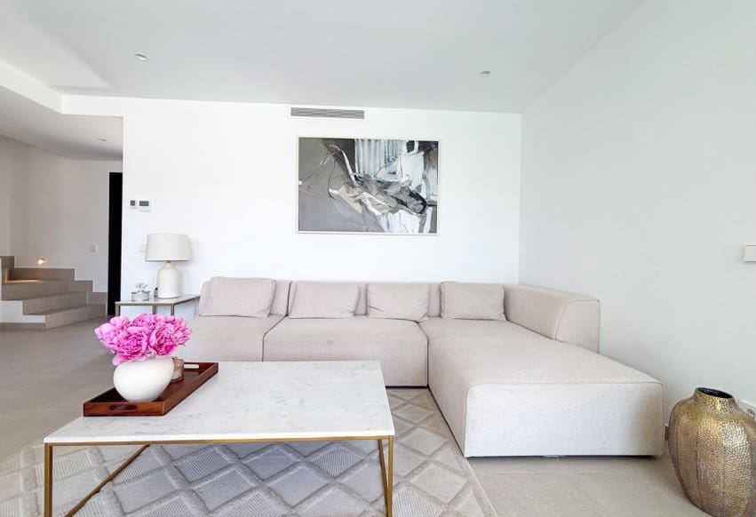 Chalet de 3 habitaciones en Cabo Roig en venta con piscina - 749.000 € (Ref: 9990318)