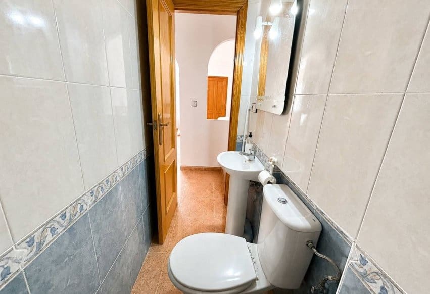 3 bedroom Townhouse for sale in Torrevieja with pool - € 209,000 (Ref: 9990319)