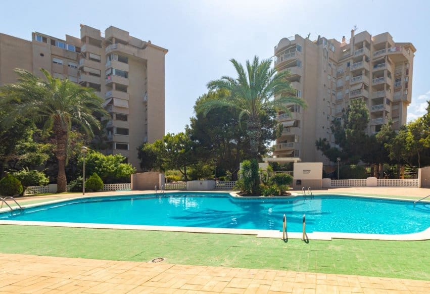 1 quarto Apartamento de Praia para venda em Campoamor com piscina - 185 000 € (Ref: 9994559)