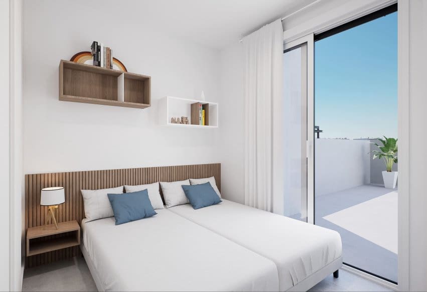 3 soveværelse Penthouse til salg i Los Alcazares med swimmingpool - € 464.900 (Ref: 9994631)