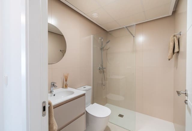 3 soverom Penthouse til salgs i Playa Flamenca, Orihuela med svømmebasseng - € 625 000 (Ref: 9994636)