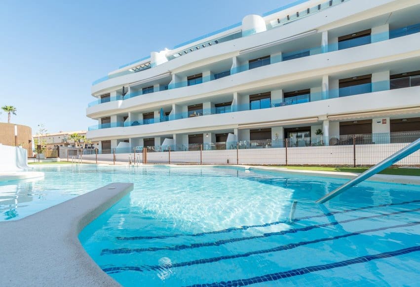 3 camera da letto Attico in vendita in Orihuela Costa con piscina - 625.000 € (Rif: 9994636)