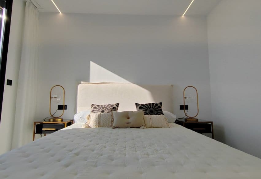3 slaapkamer Villa te koop in Torrevieja met zwembad - € 750.000 (Ref: 9994644)