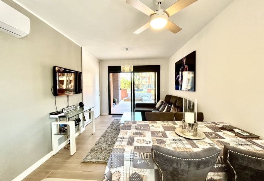 2 bedroom Apartment for sale in Villamartin with pool - € 260,000 (Ref: 9994646)
