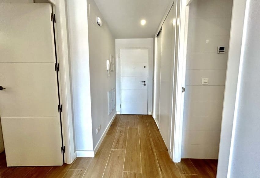 2 bedroom Apartment for sale in Villamartin with pool - € 260,000 (Ref: 9994646)