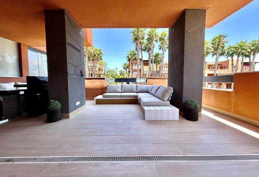 2 bedroom Apartment for sale in Villamartin with pool - € 260,000 (Ref: 9994646)