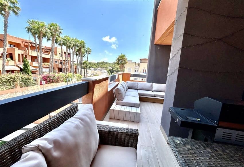 2 bedroom Apartment for sale in Villamartin with pool - € 260,000 (Ref: 9994646)