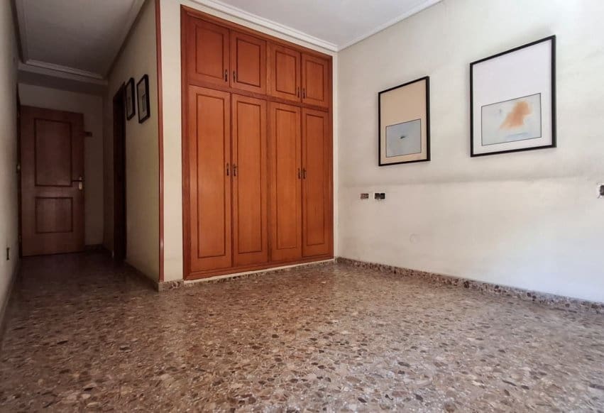 Apartamento de 4 habitaciones en Orihuela en venta - 220.000 € (Ref: 9994647)