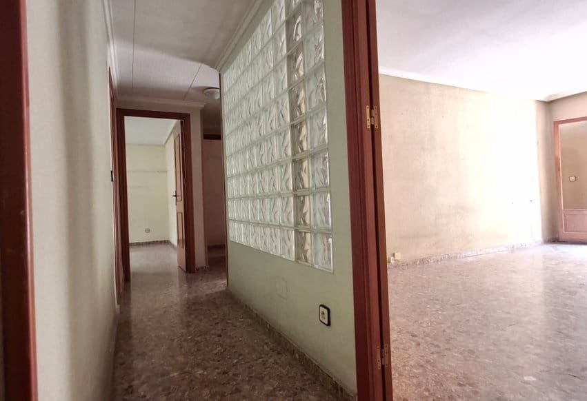 Apartamento de 4 habitaciones en Orihuela en venta - 220.000 € (Ref: 9994647)