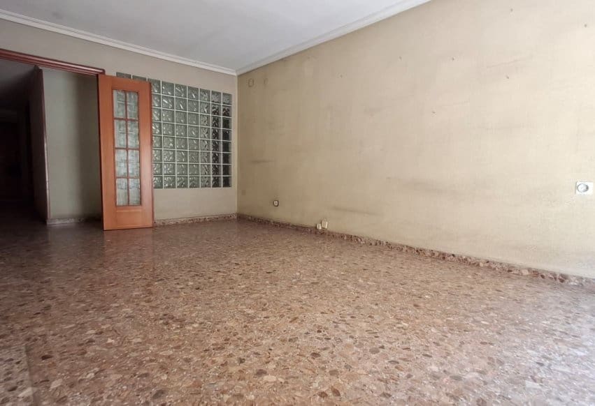 Apartamento de 4 habitaciones en Orihuela en venta - 220.000 € (Ref: 9994647)