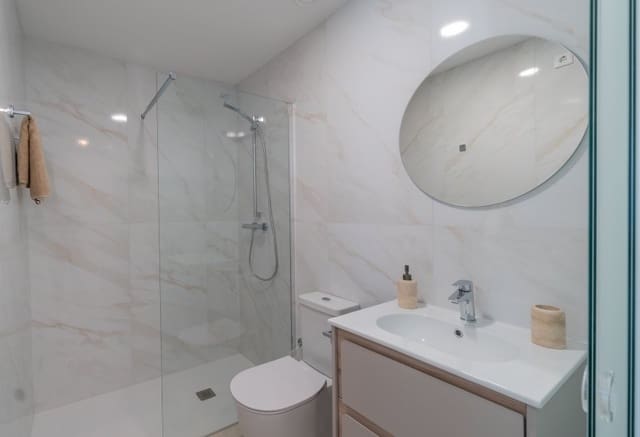 3 sovrum Lägenhet till salu i Playa Flamenca, Orihuela med pool - 469 000 € (Ref: 9994654)