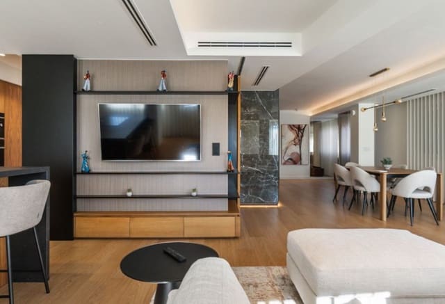 2 soverom Penthouse til salgs i Centro - Muelle Pesquero, Torrevieja - € 349 000 (Ref: 9994657)