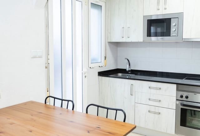 4 soverom Hus til salgs i Santiago de la Ribera, San Javier med svømmebasseng - € 195 000 (Ref: 9998154)