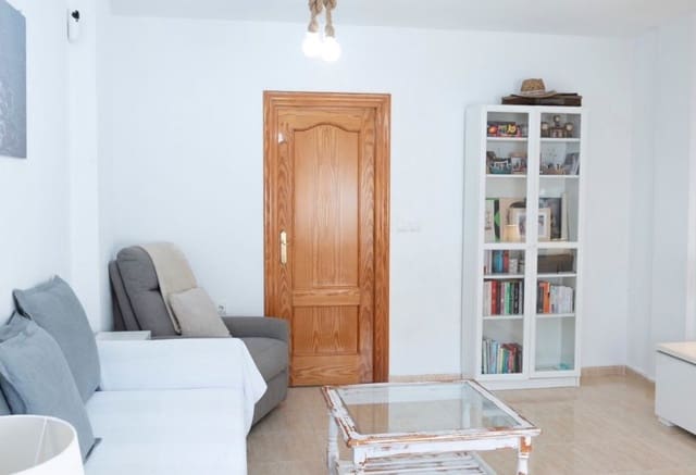 4 soverom Hus til salgs i Santiago de la Ribera, San Javier med svømmebasseng - € 195 000 (Ref: 9998154)