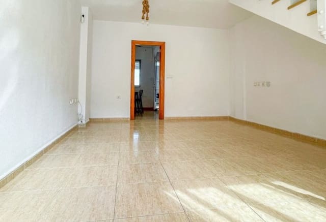 Casa de 4 habitaciones en Santiago de la Ribera, San Javier en venta con piscina - 195.000 € (Ref: 9998154)