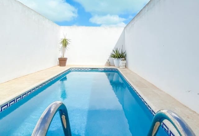 Casa de 4 habitaciones en Santiago de la Ribera, San Javier en venta con piscina - 195.000 € (Ref: 9998154)