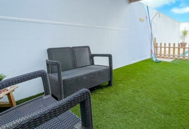 Casa de 4 habitaciones en Santiago de la Ribera, San Javier en venta con piscina - 195.000 € (Ref: 9998154)