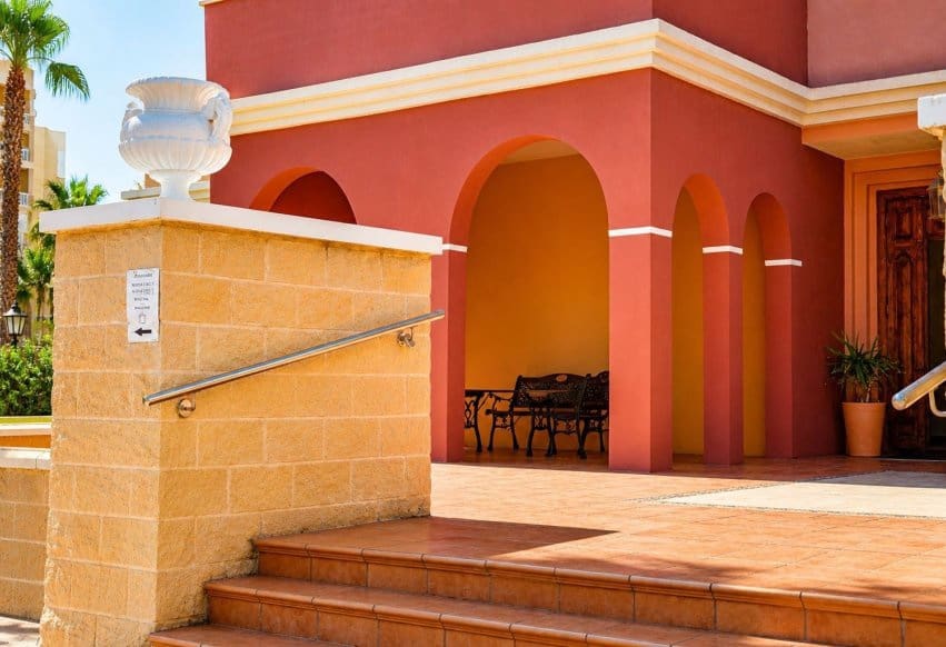2 slaapkamer Appartement te koop in Torrevieja - € 254.000 (Ref: 9998155)