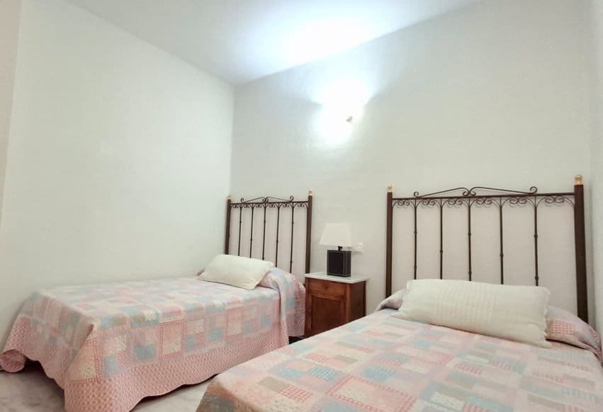 2 slaapkamer Appartement te koop in Torrevieja - € 254.000 (Ref: 9998155)