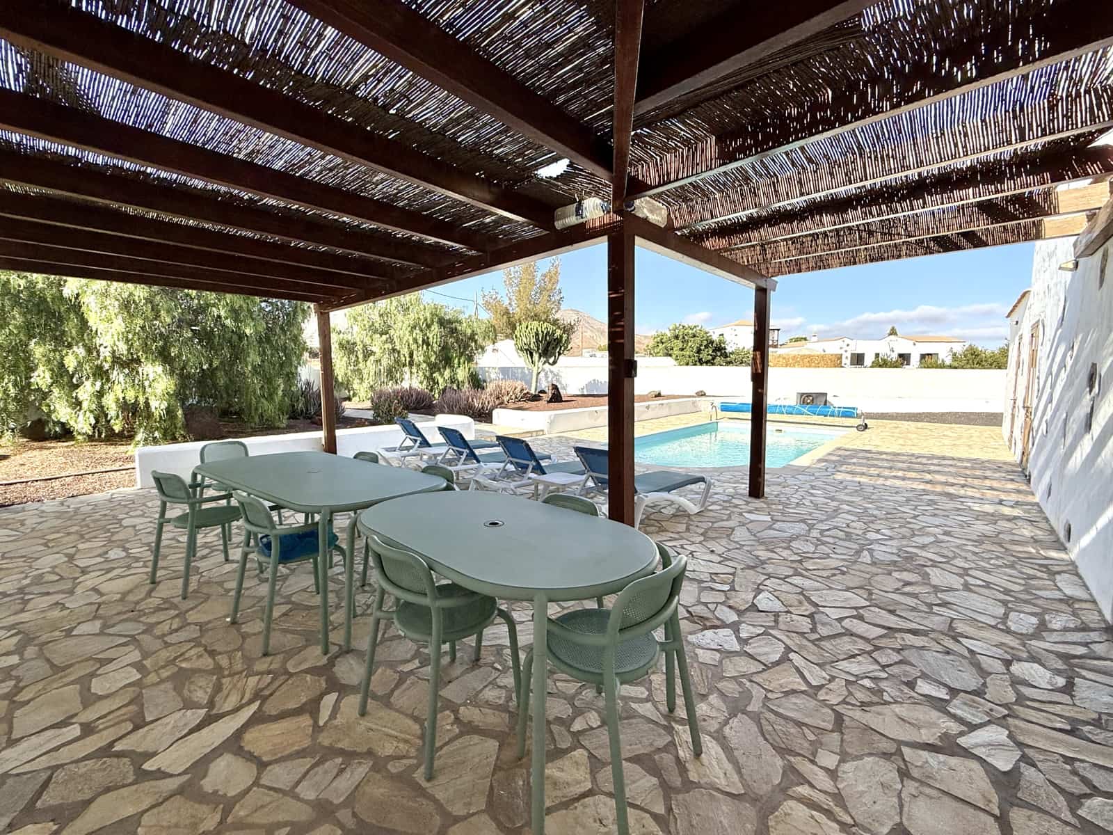 4 Zimmer Villa zu verkaufen in Casillas del Angel mit Pool Garage - 540.000 € (Ref: 10001026)