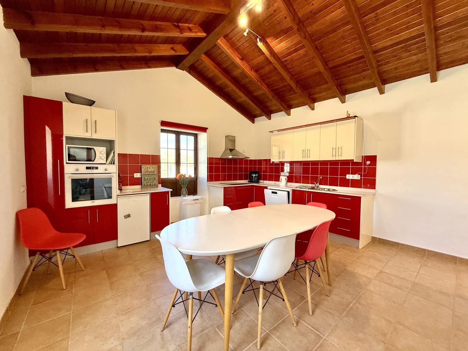 4 chambre Villa/Maison à vendre à Casillas del Angel avec piscine garage - 540 000 € (Ref: 10001026)
