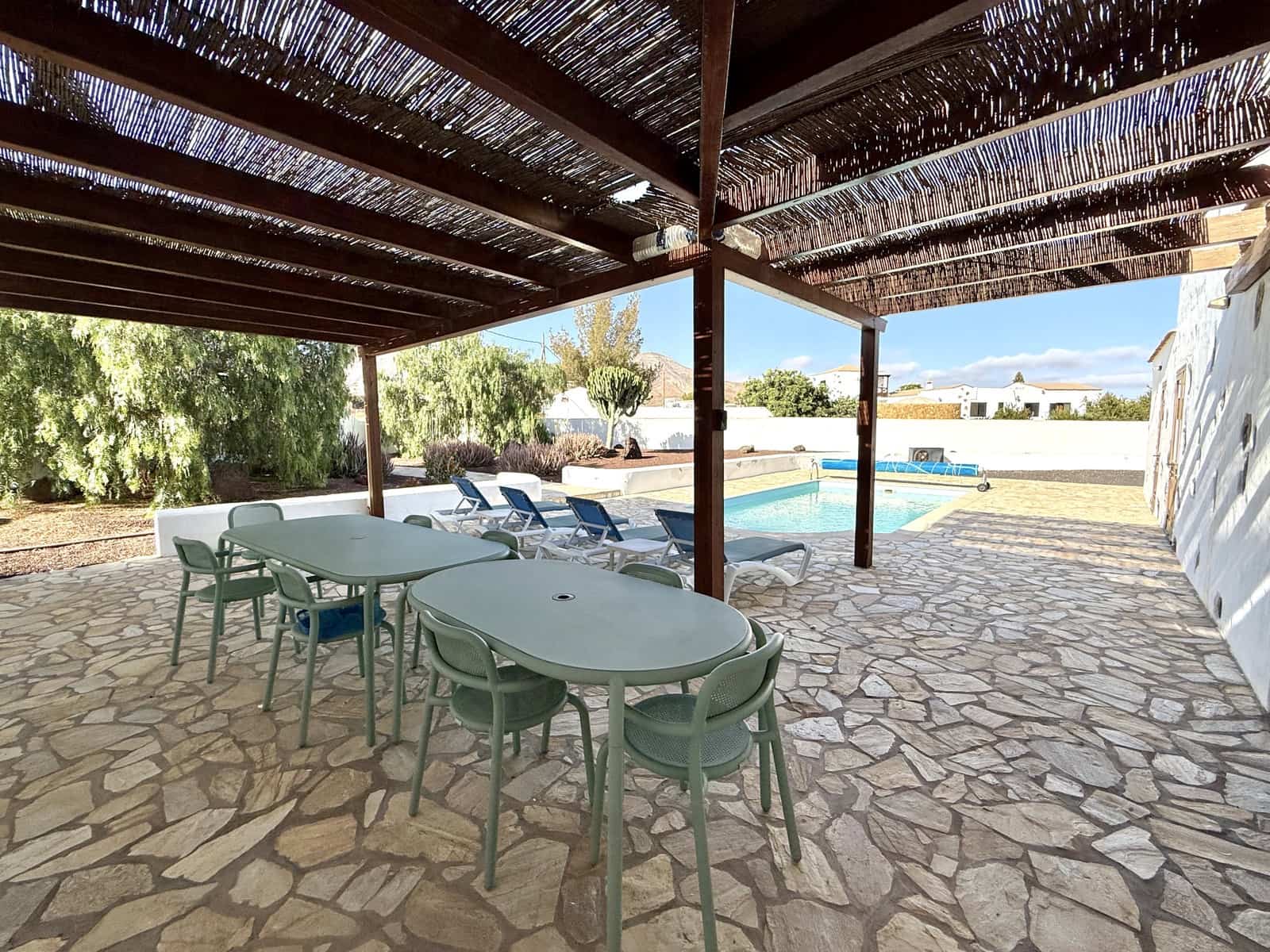 4 chambre Villa/Maison à vendre à Casillas del Angel avec piscine garage - 540 000 € (Ref: 10001026)