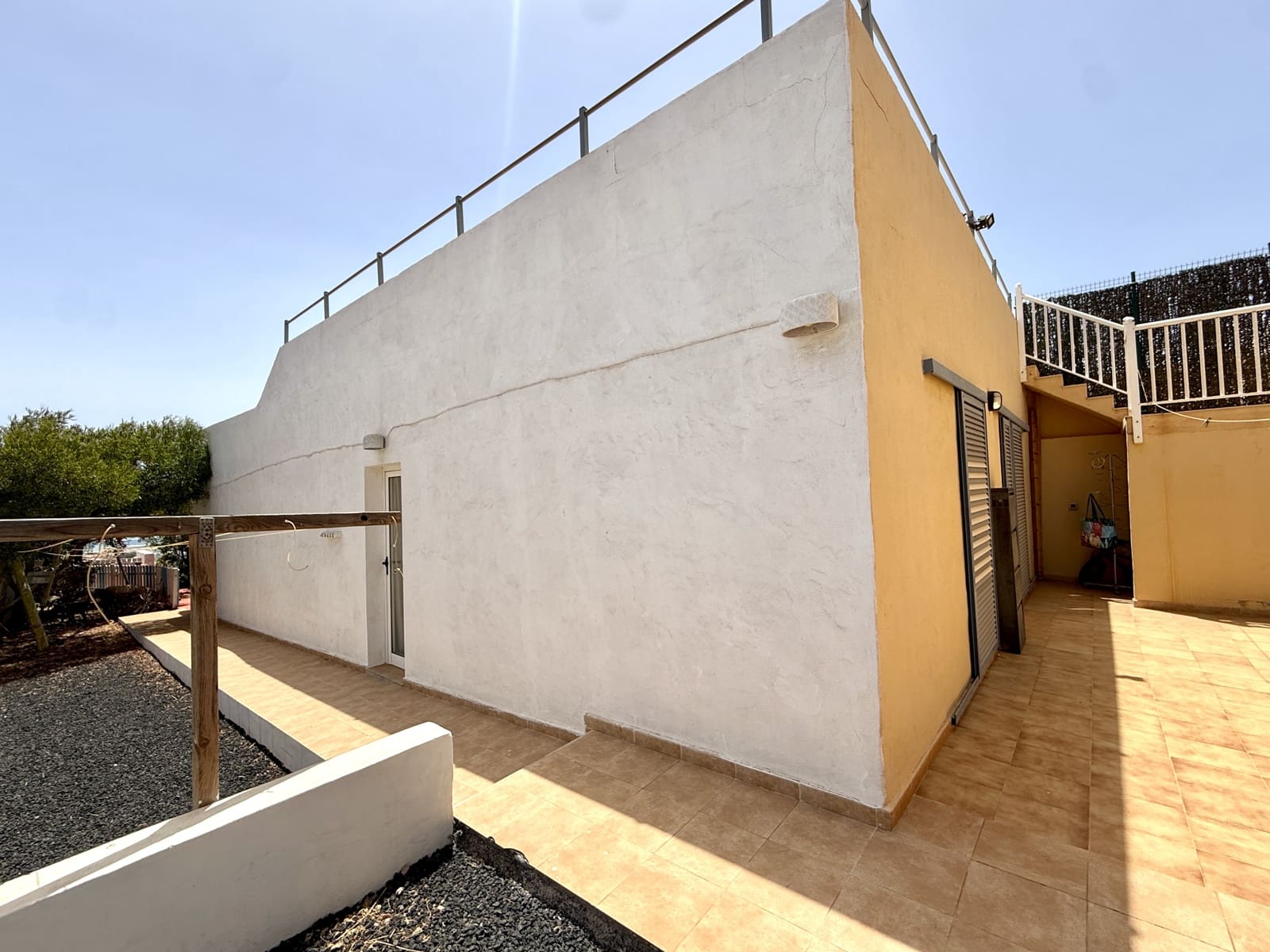 3 sypialnia Dom szeregowy na sprzedaż w Caleta de Fuste - 350 000 € (Ref: 10002396)