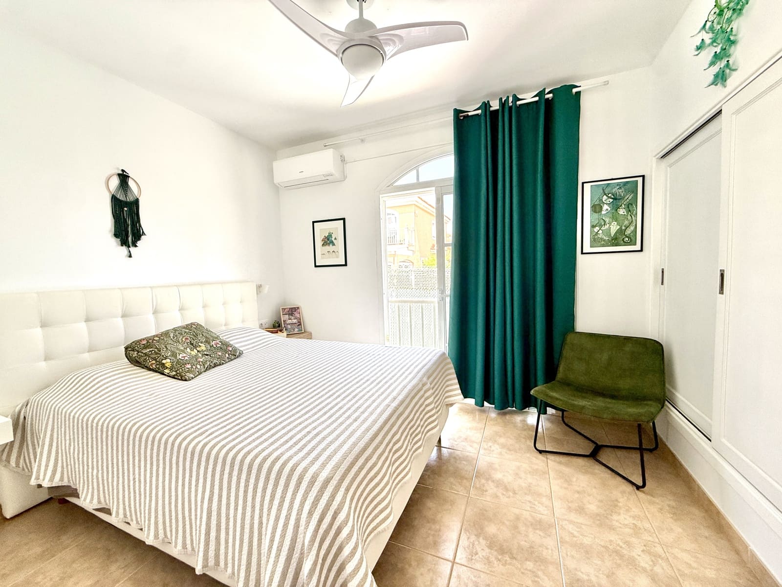 2 sypialnia Apartament na sprzedaż w Caleta de Fuste z basenem garażem - 360 000 € (Ref: 10005995)