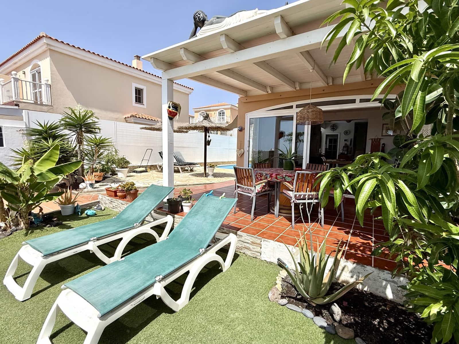 2 sypialnia Apartament na sprzedaż w Caleta de Fuste z basenem garażem - 360 000 € (Ref: 10005995)