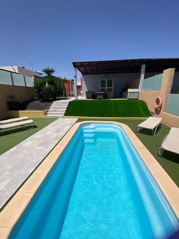 3 quarto Moradia para venda em Caleta de Fuste, Antigua com piscina garagem - 470 000 € (Ref: 10018119)