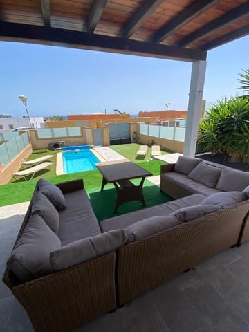 3 quarto Moradia para venda em Caleta de Fuste, Antigua com piscina garagem - 470 000 € (Ref: 10018119)