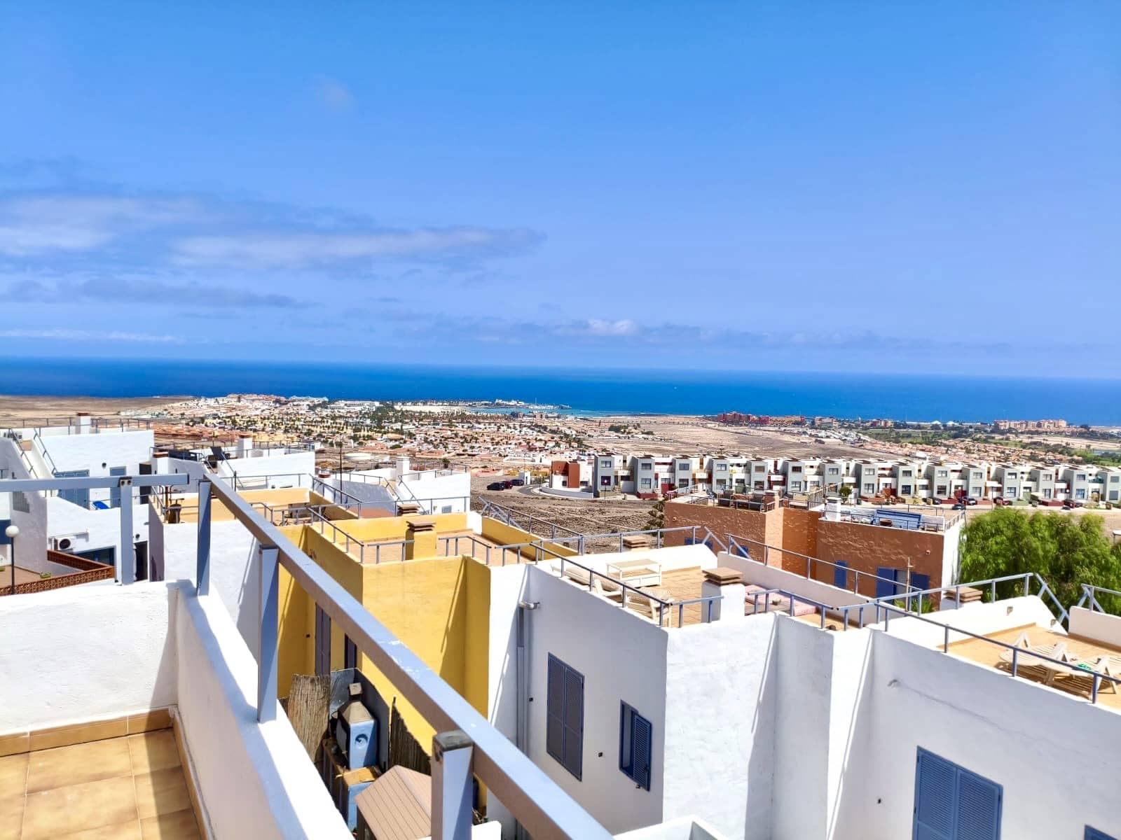 2 Zimmer Reihenhaus zu verkaufen in Caleta de Fuste mit Pool - 259.000 € (Ref: 10033215)