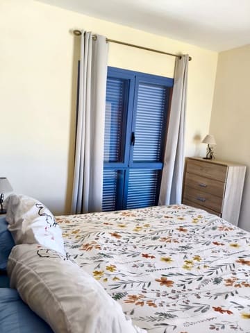 2 slaapkamer Rijtjeshuis te koop in Caleta de Fuste, Antigua met zwembad - € 259.000 (Ref: 10033215)
