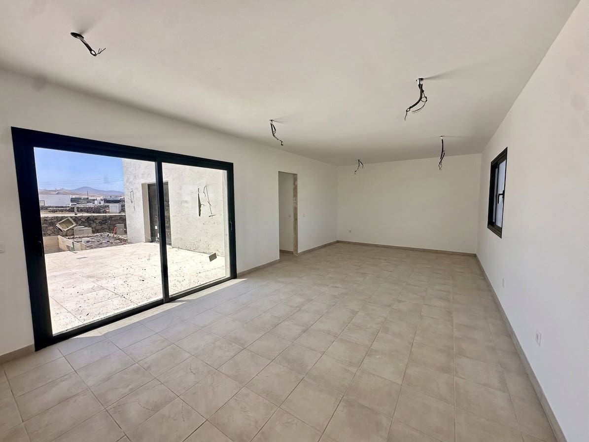 4 soveværelse Villa til salg i Lajares med swimmingpool garage - € 890.000 (Ref: 10091636)
