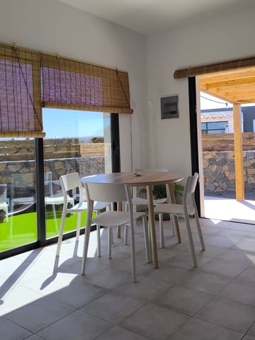 4 soveværelse Villa til salg i Lajares, La Oliva med swimmingpool garage - € 890.000 (Ref: 10091636)