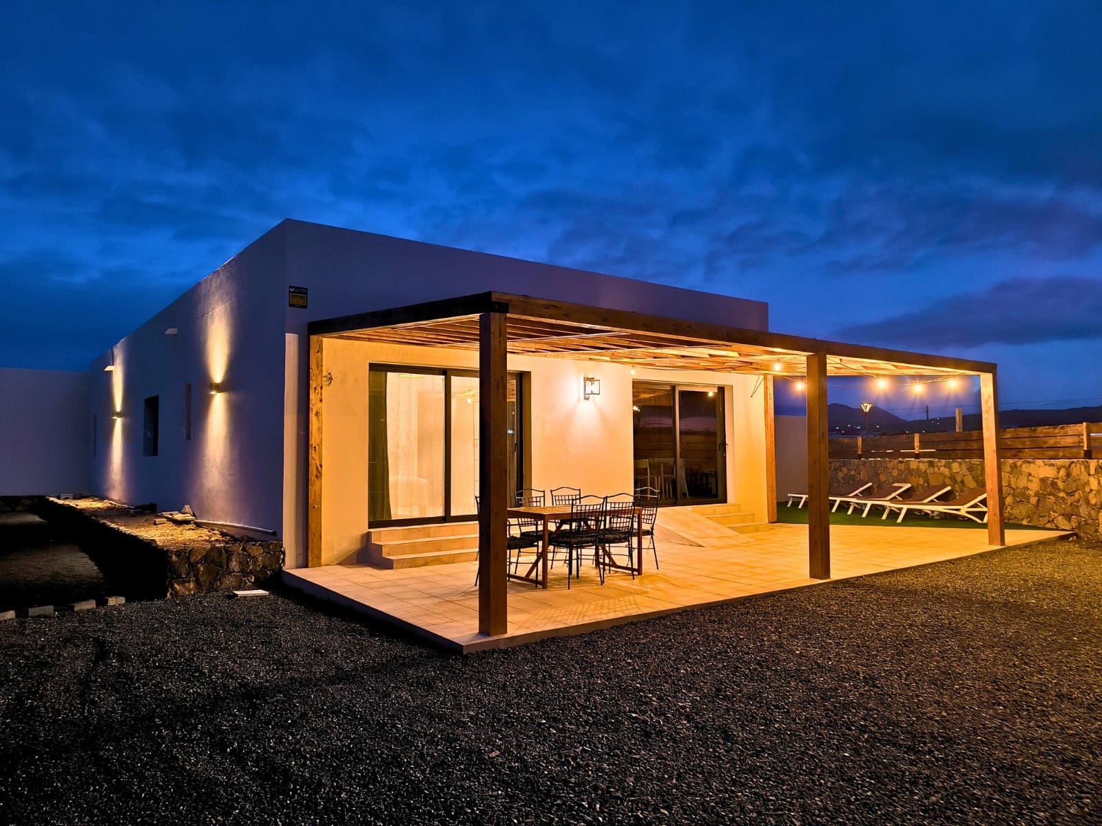 4 soveværelse Villa til salg i Lajares med swimmingpool garage - € 890.000 (Ref: 10091636)