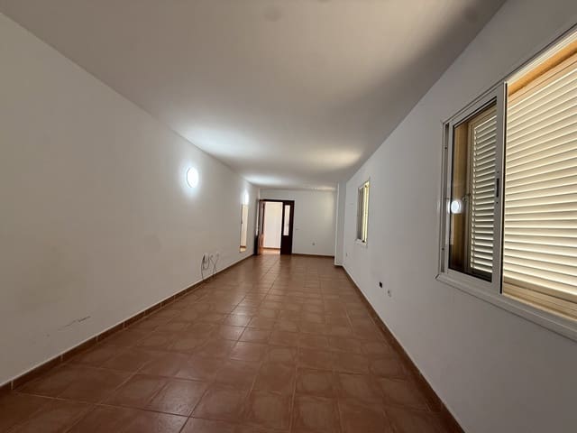 2 chambre Appartement à vendre à Nuevo Horizonte, Antigua avec piscine garage - 160 000 € (Ref: 10094061)